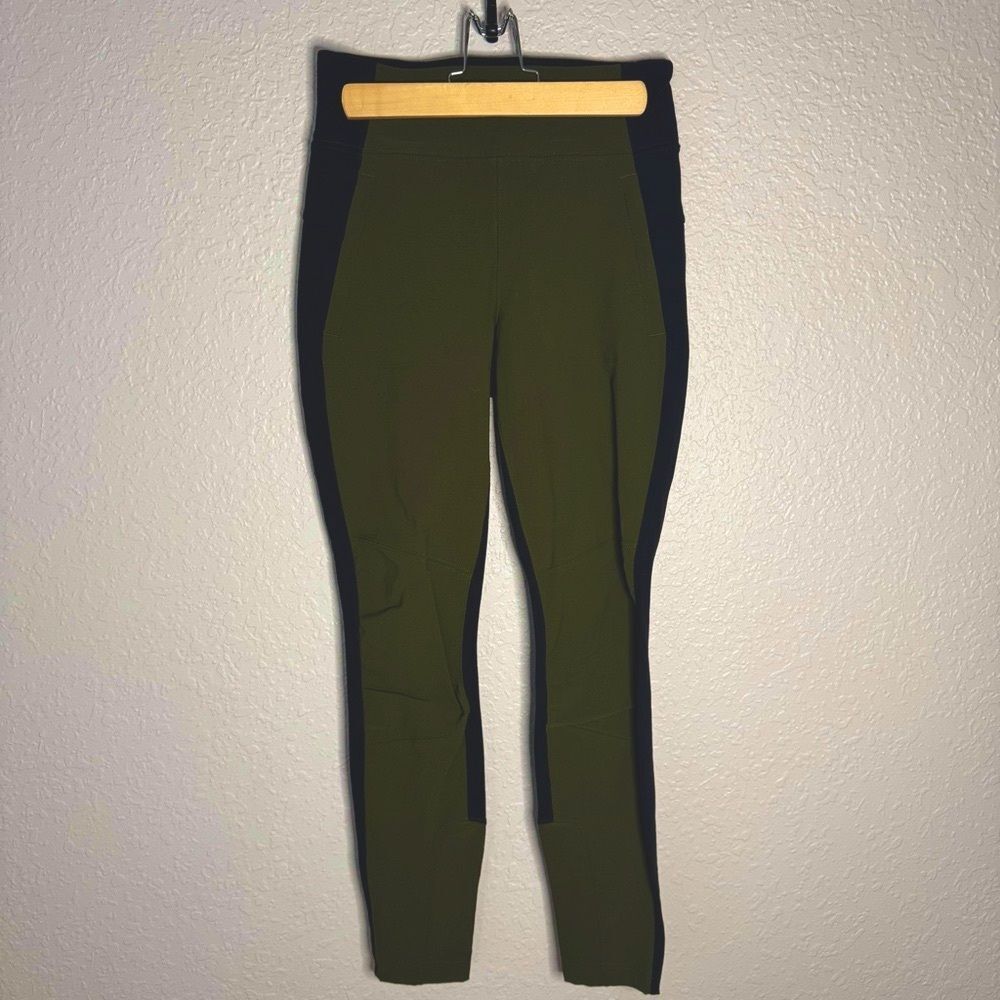 Athleta Highline Hybrid Ankle Tight Green Black Zip Pocket Size 6 Gym Travel